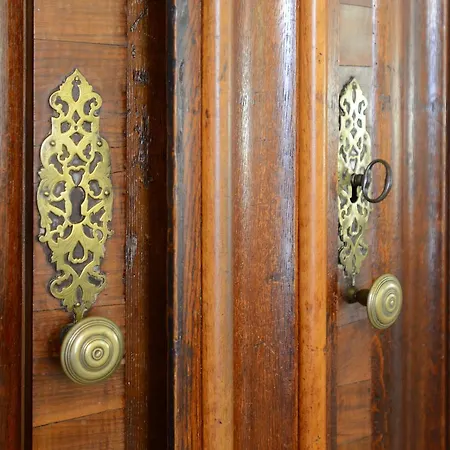 Center Place De L'ancienne Douane - 