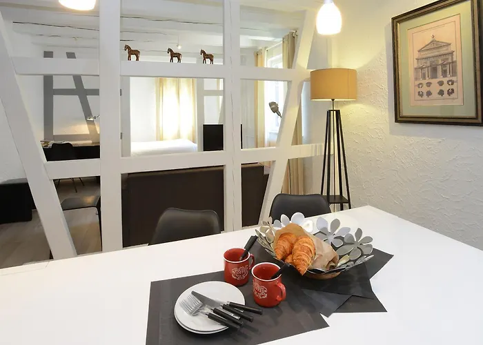 Center Place De L'ancienne Douane - 