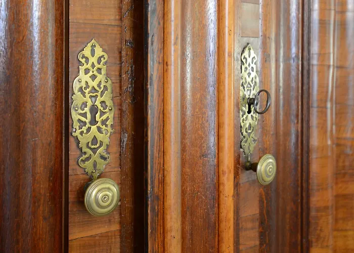 Center Place De L'ancienne Douane - 